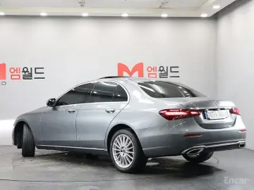 2023 Mercedes-Benz E-Класс с пробегом 40 001 км
