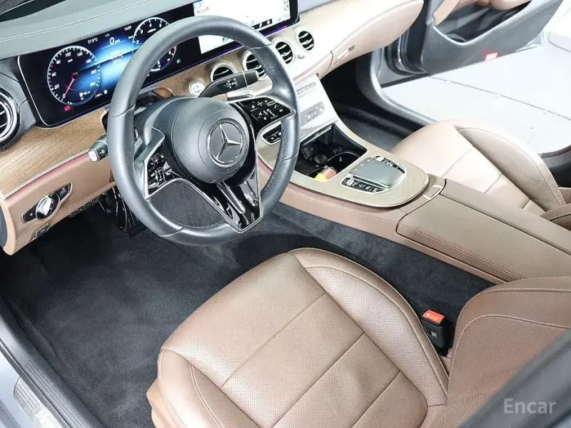 2023 Mercedes-Benz E-Класс с пробегом 40 001 км
