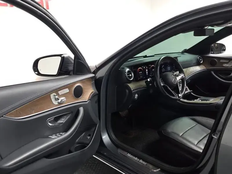 2021 Mercedes-Benz E-Класс с пробегом 55 881 км