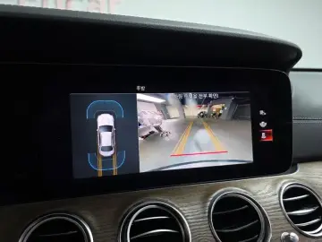 2021 Mercedes-Benz E-Класс с пробегом 55 881 км