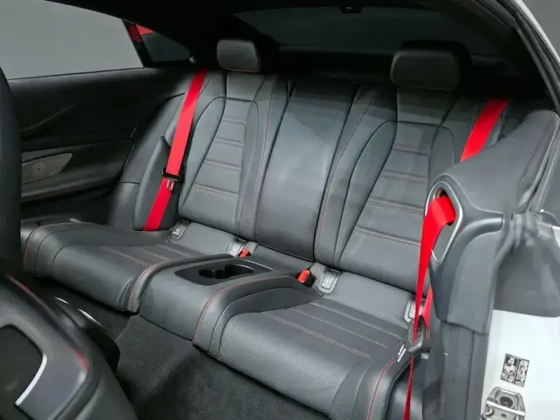 2021 Mercedes-Benz E-Класс с пробегом 118 192 км