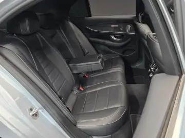 2022 Mercedes-Benz E-Класс с пробегом 93 979 км