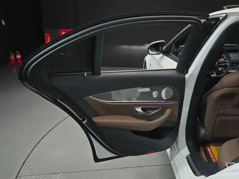 2021 Mercedes-Benz E-Класс с пробегом 66 766 км