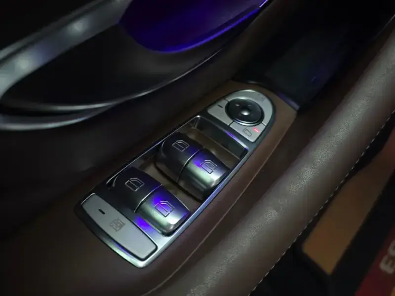 2021 Mercedes-Benz E-Класс с пробегом 66 766 км