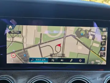 2022 Mercedes-Benz E-Класс с пробегом 62 681 км