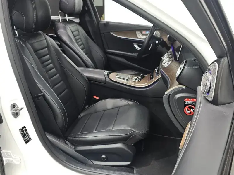 2022 Mercedes-Benz E-Класс с пробегом 64 750 км