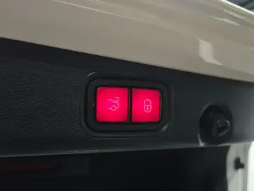 2022 Mercedes-Benz E-Класс с пробегом 64 750 км