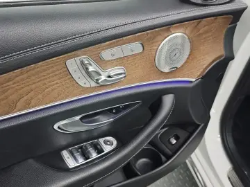2022 Mercedes-Benz E-Класс с пробегом 64 750 км