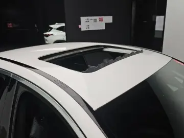 2022 Mercedes-Benz E-Класс с пробегом 64 750 км
