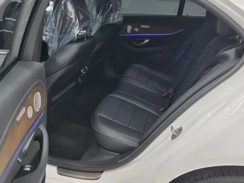 2022 Mercedes-Benz E-Класс с пробегом 86 800 км