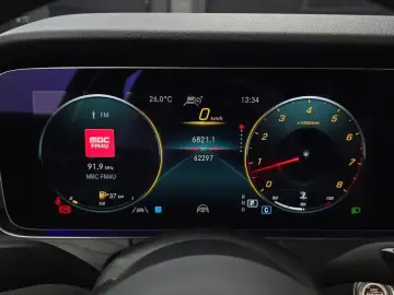2022 Mercedes-Benz E-Класс с пробегом 62 297 км