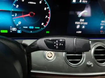 2022 Mercedes-Benz E-Класс с пробегом 103 809 км