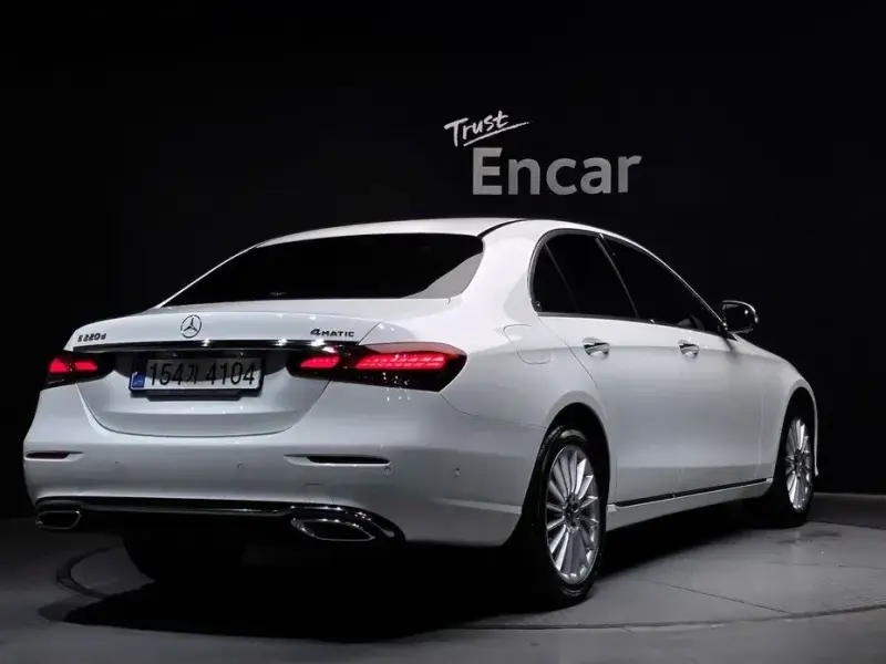 2023 Mercedes-Benz E-Класс с пробегом 70 585 км