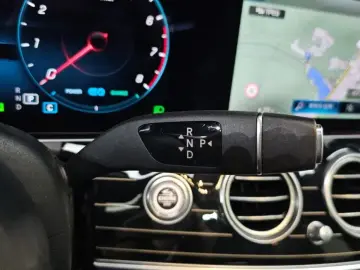 2021 Mercedes-Benz E-Класс с пробегом 44 232 км