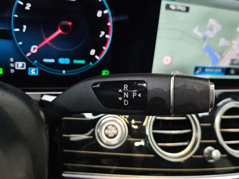 2021 Mercedes-Benz E-Класс с пробегом 44 232 км