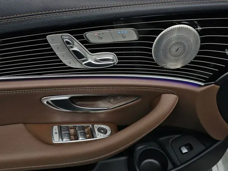 2021 Mercedes-Benz E-Класс с пробегом 44 232 км