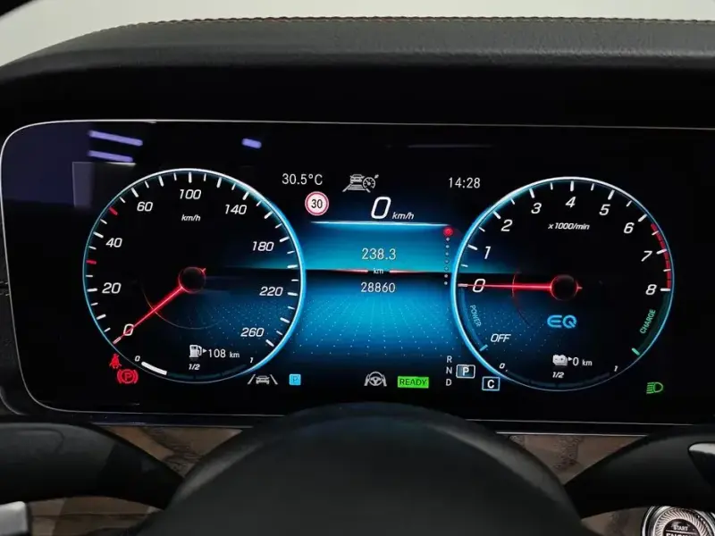 2023 Mercedes-Benz E-Класс с пробегом 28 860 км