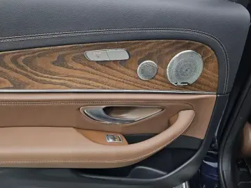 2023 Mercedes-Benz E-Класс с пробегом 28 860 км