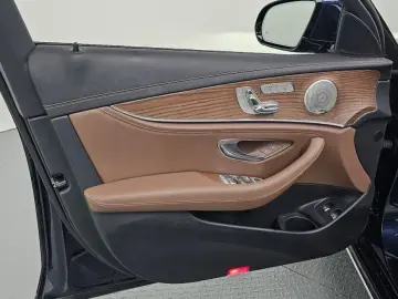 2023 Mercedes-Benz E-Класс с пробегом 28 860 км