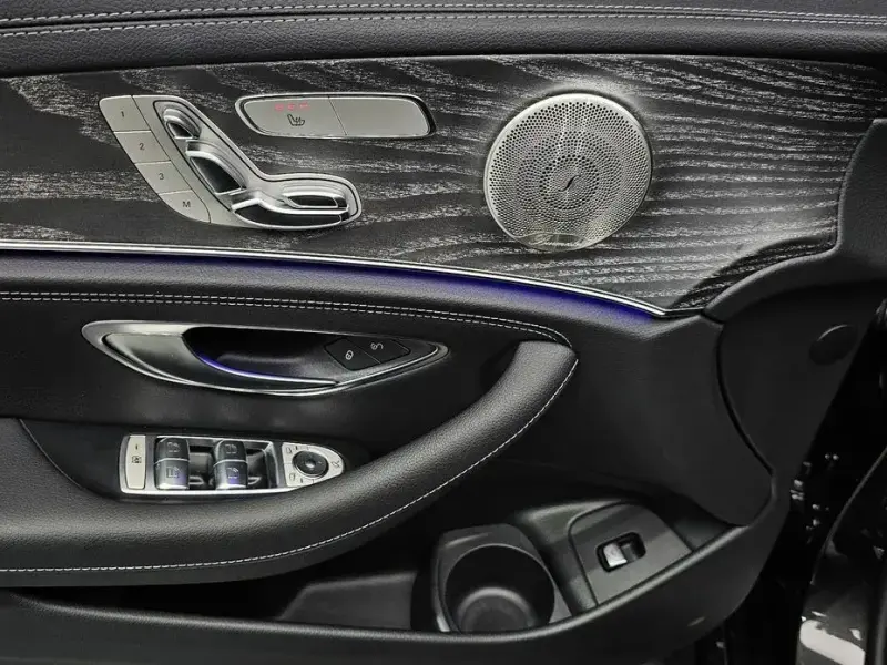 2021 Mercedes-Benz E-Класс с пробегом 31 478 км