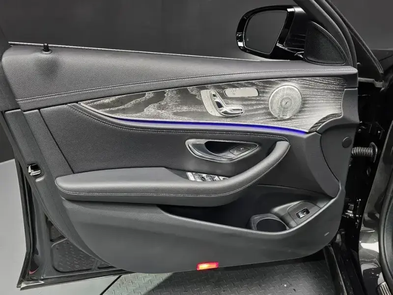 2021 Mercedes-Benz E-Класс с пробегом 31 478 км