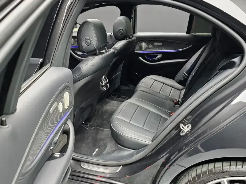 2021 Mercedes-Benz E-Класс с пробегом 31 478 км
