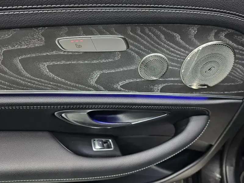 2021 Mercedes-Benz E-Класс с пробегом 31 478 км