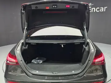 2021 Mercedes-Benz E-Класс с пробегом 31 478 км