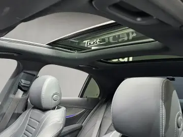 2021 Mercedes-Benz E-Класс с пробегом 31 478 км
