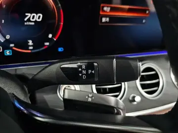 2023 Mercedes-Benz E-Класс с пробегом 15 721 км