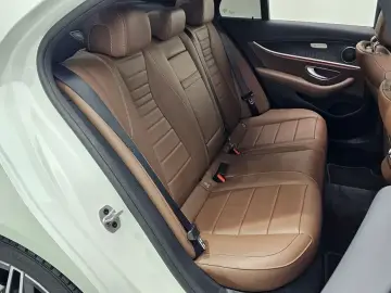 2023 Mercedes-Benz E-Класс с пробегом 15 721 км