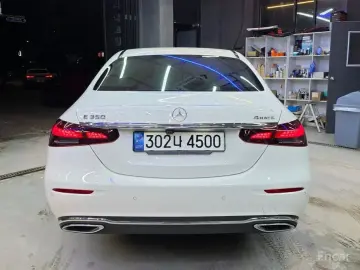 2022 Mercedes-Benz E-Класс с пробегом 25 000 км