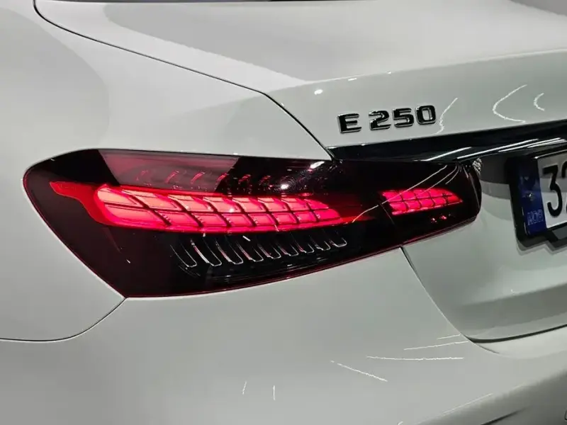 2023 Mercedes-Benz E-Класс с пробегом 15 721 км