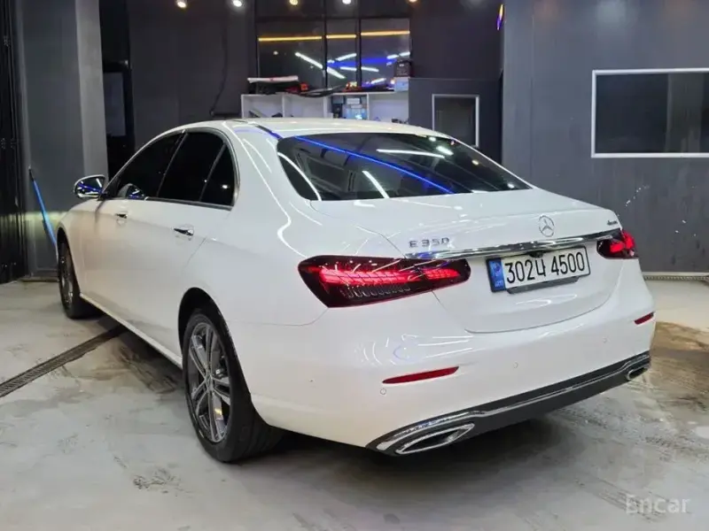 2022 Mercedes-Benz E-Класс с пробегом 25 000 км