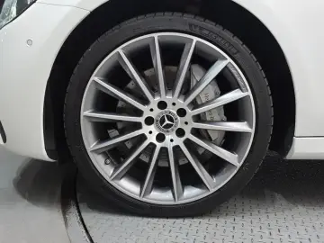 2022 Mercedes-Benz E-Класс с пробегом 84 580 км