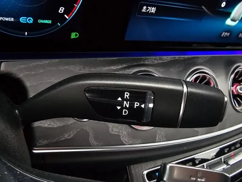 2022 Mercedes-Benz E-Класс с пробегом 84 580 км