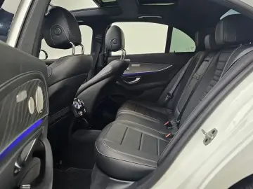 2022 Mercedes-Benz E-Класс с пробегом 84 580 км