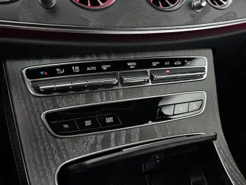 2022 Mercedes-Benz E-Класс с пробегом 84 580 км