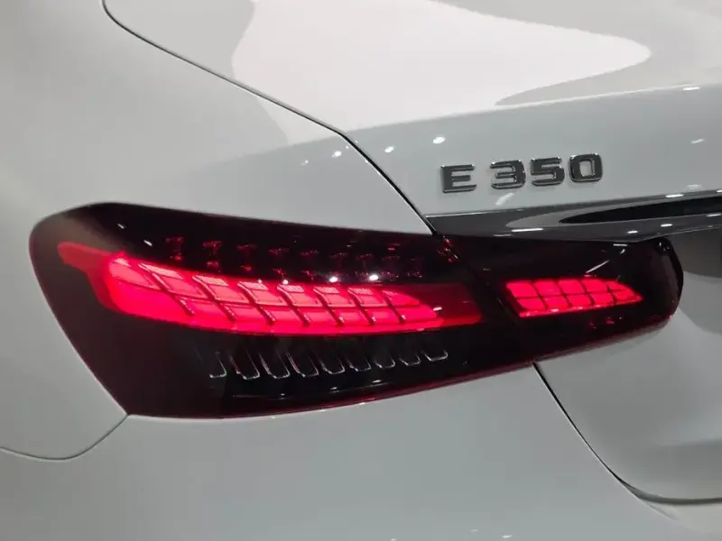 2022 Mercedes-Benz E-Класс с пробегом 84 580 км