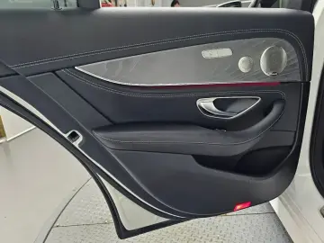 2022 Mercedes-Benz E-Класс с пробегом 84 580 км