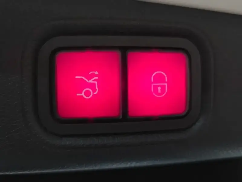 2022 Mercedes-Benz E-Класс с пробегом 84 580 км