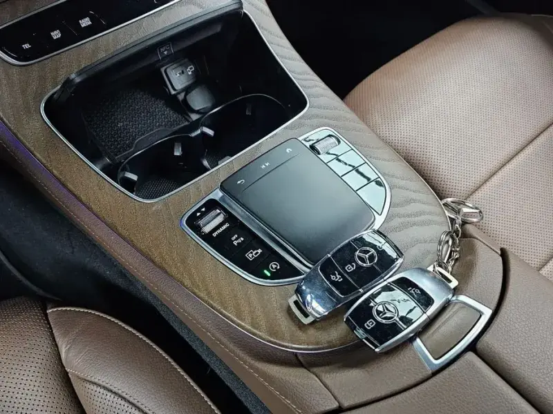 2021 Mercedes-Benz E-Класс с пробегом 104 494 км