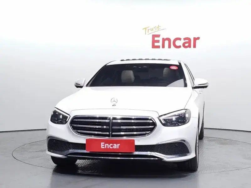 2022 Mercedes-Benz E-Класс с пробегом 33 587 км