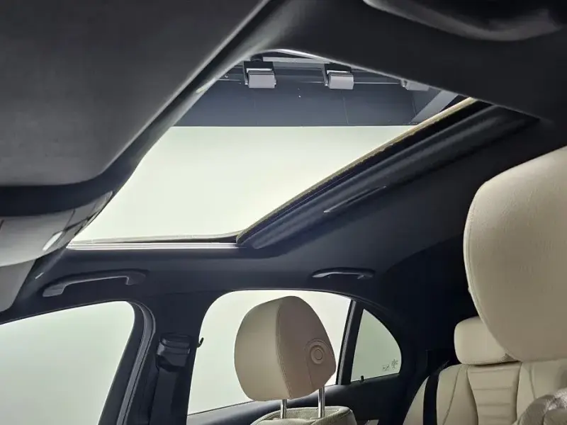 2022 Mercedes-Benz E-Класс с пробегом 33 587 км
