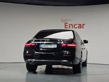 2022 Mercedes-Benz E-Класс с пробегом 57 969 км