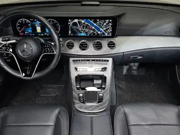 2022 Mercedes-Benz E-Класс с пробегом 57 969 км