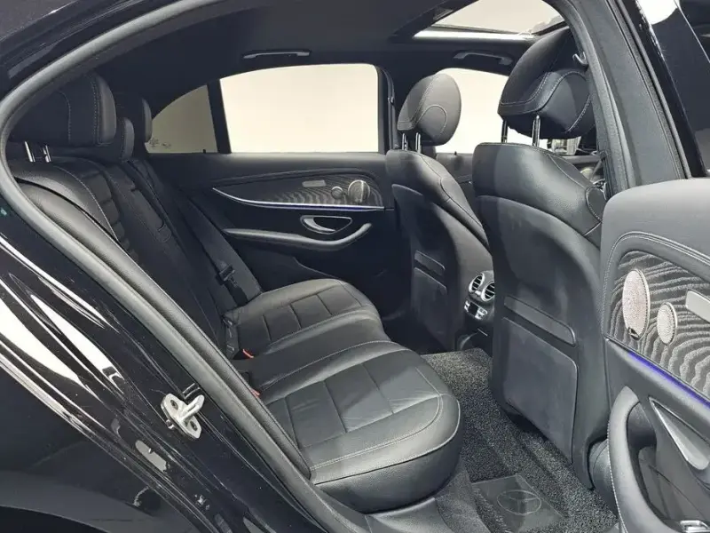 2022 Mercedes-Benz E-Класс с пробегом 57 969 км