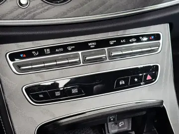 2022 Mercedes-Benz E-Класс с пробегом 57 969 км