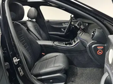 2022 Mercedes-Benz E-Класс с пробегом 57 969 км