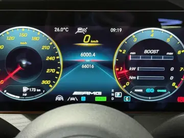 2023 Mercedes-Benz E-Класс с пробегом 66 020 км